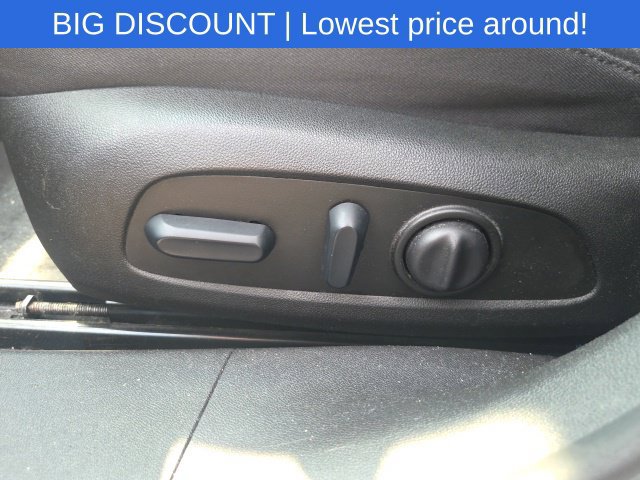 Used 2025 Chevrolet Malibu LT FWD image 25