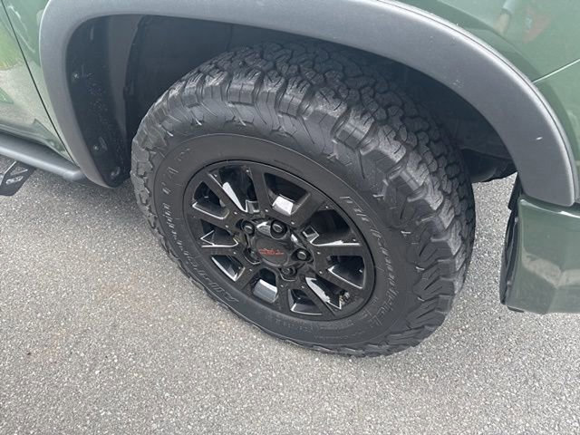 Used 2021 Toyota Tundra SR5 w/ TRD Off-Road Package image 8