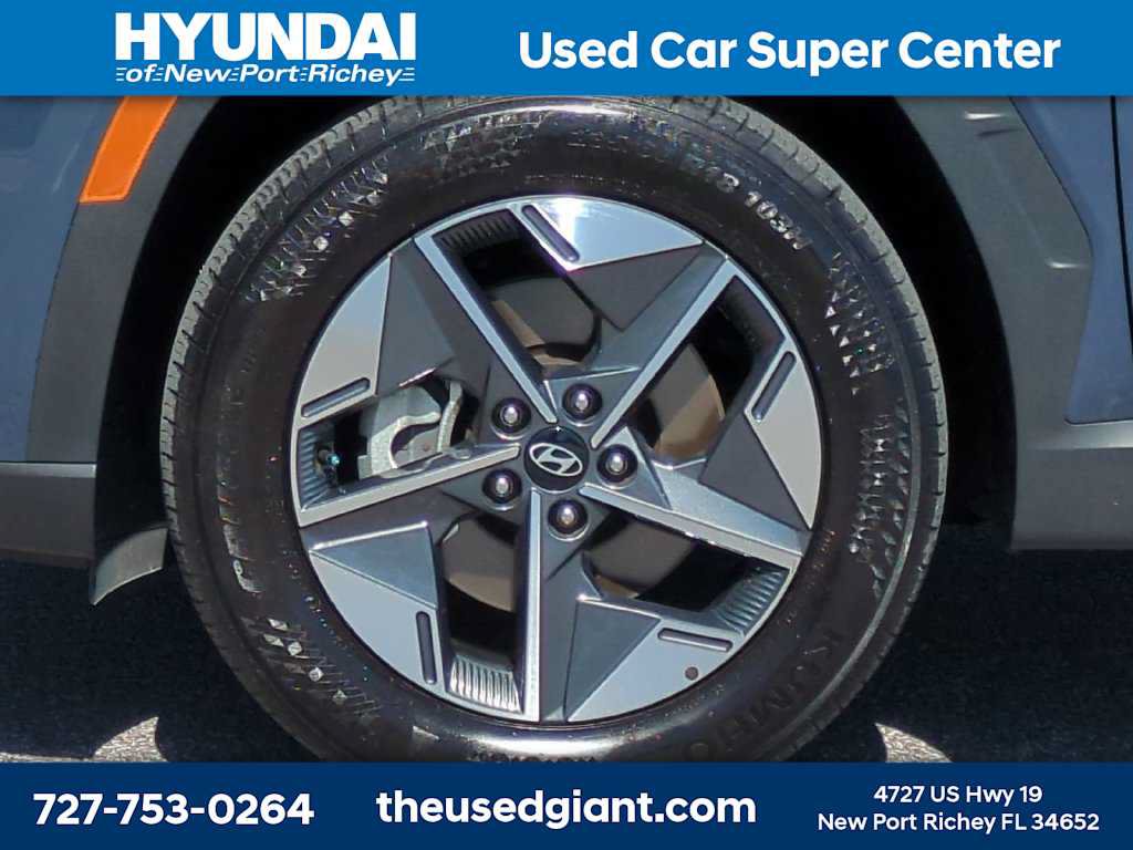 Used 2025 Hyundai Tucson SEL FWD image 10