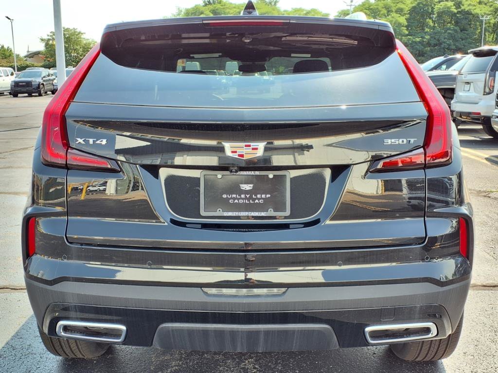 New 2025 Cadillac XT4 Premium Luxury image 10