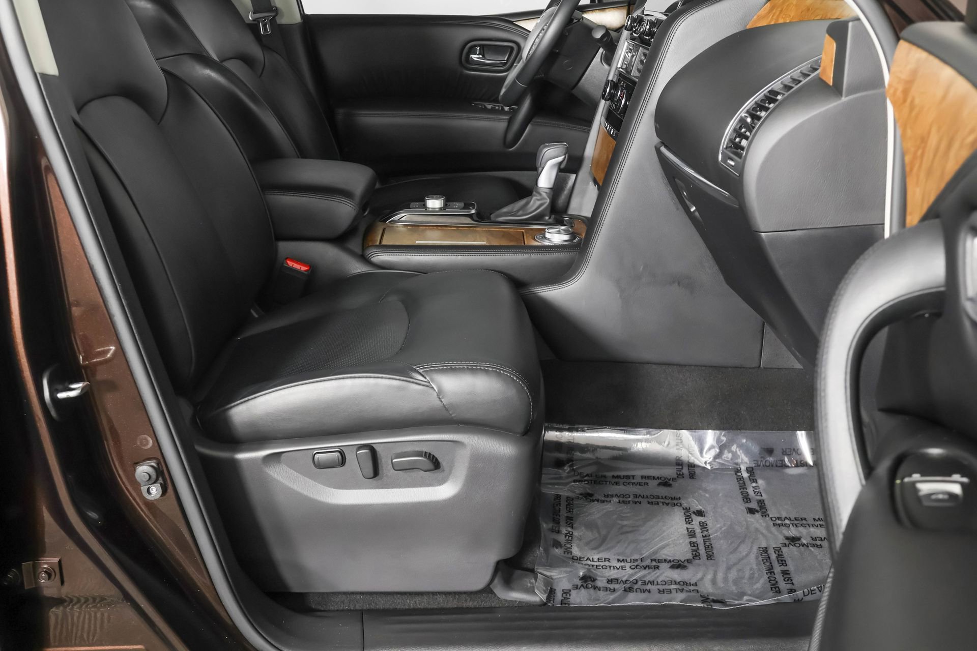 Used 2021 Nissan Armada SL w/ Captain's Chairs Package AWD/4WD image 48
