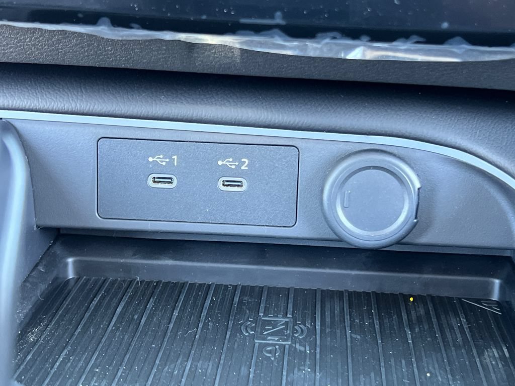 New 2026 Nissan Sentra SV w/ SV Convenience Package FWD image 24