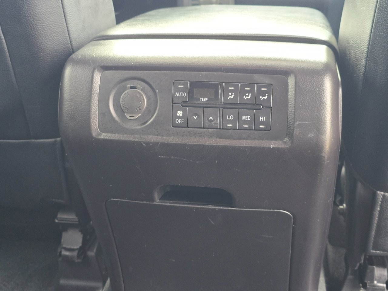 Used 2018 Toyota Sequoia TRD Sport image 22