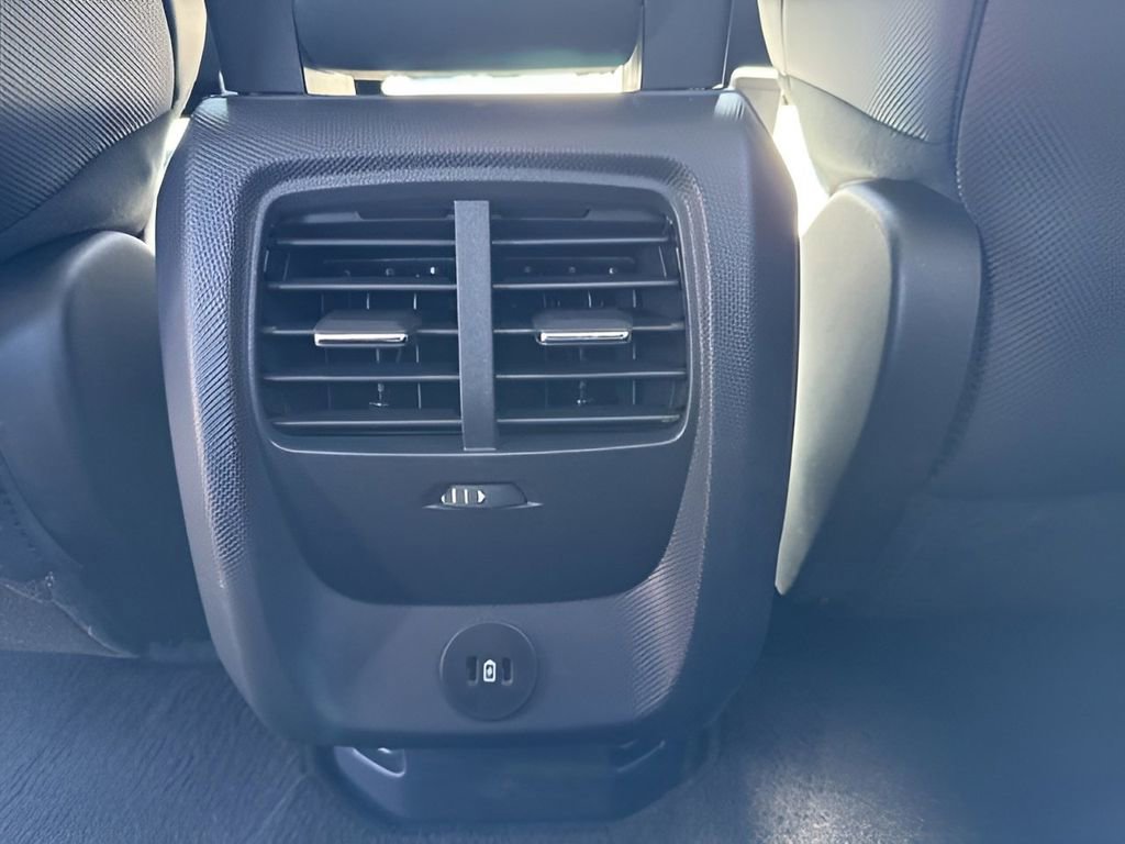 Used 2025 Ford Mustang Mach-E Premium image 33