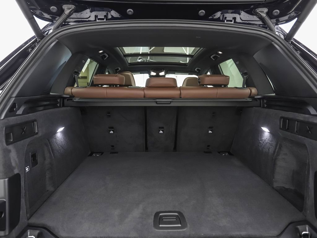 New 2026 BMW X5 M60i w/ Climate Comfort Package image 25