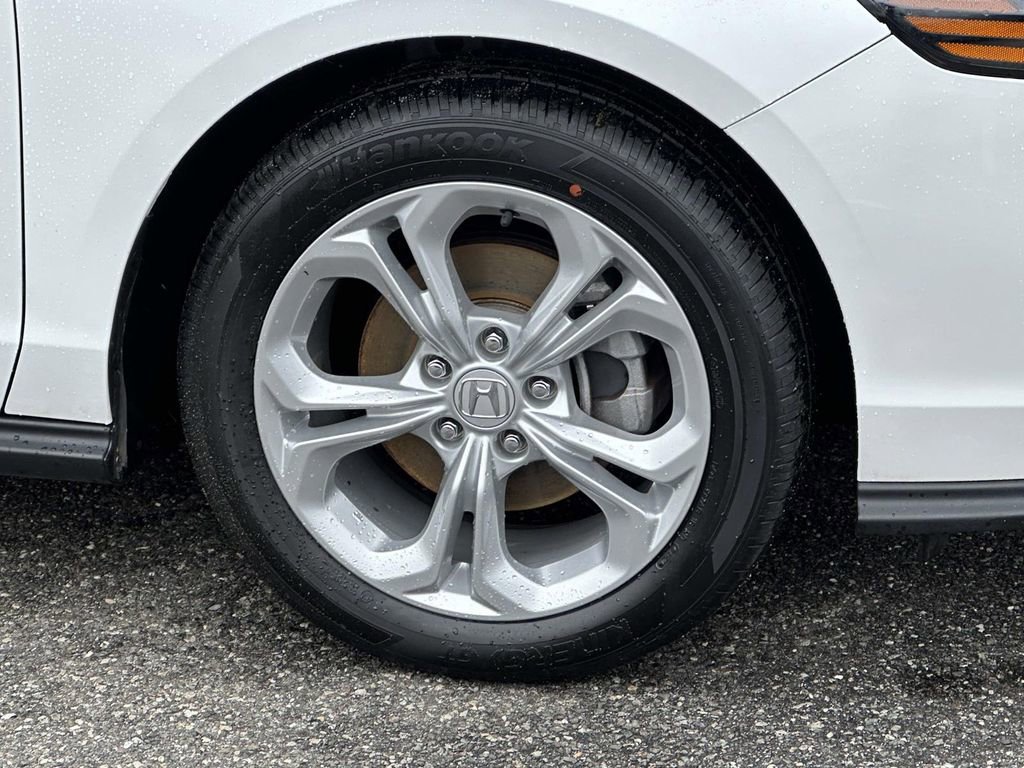 Certified 2023 Honda Accord LX image 6