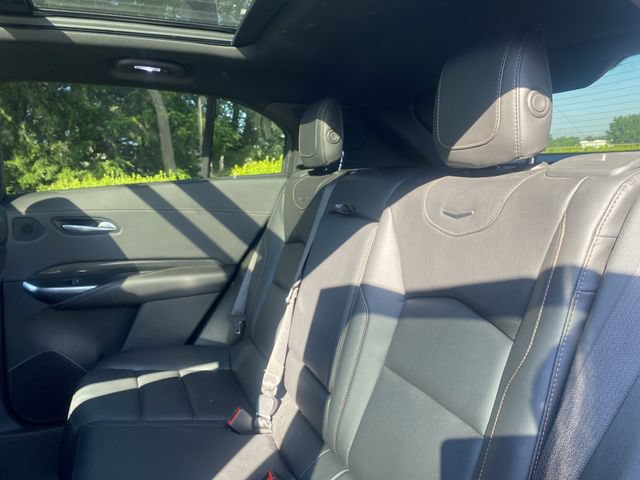 Used 2022 Cadillac XT4 Sport w/ Enhanced Visibility Package AWD/4WD image 11