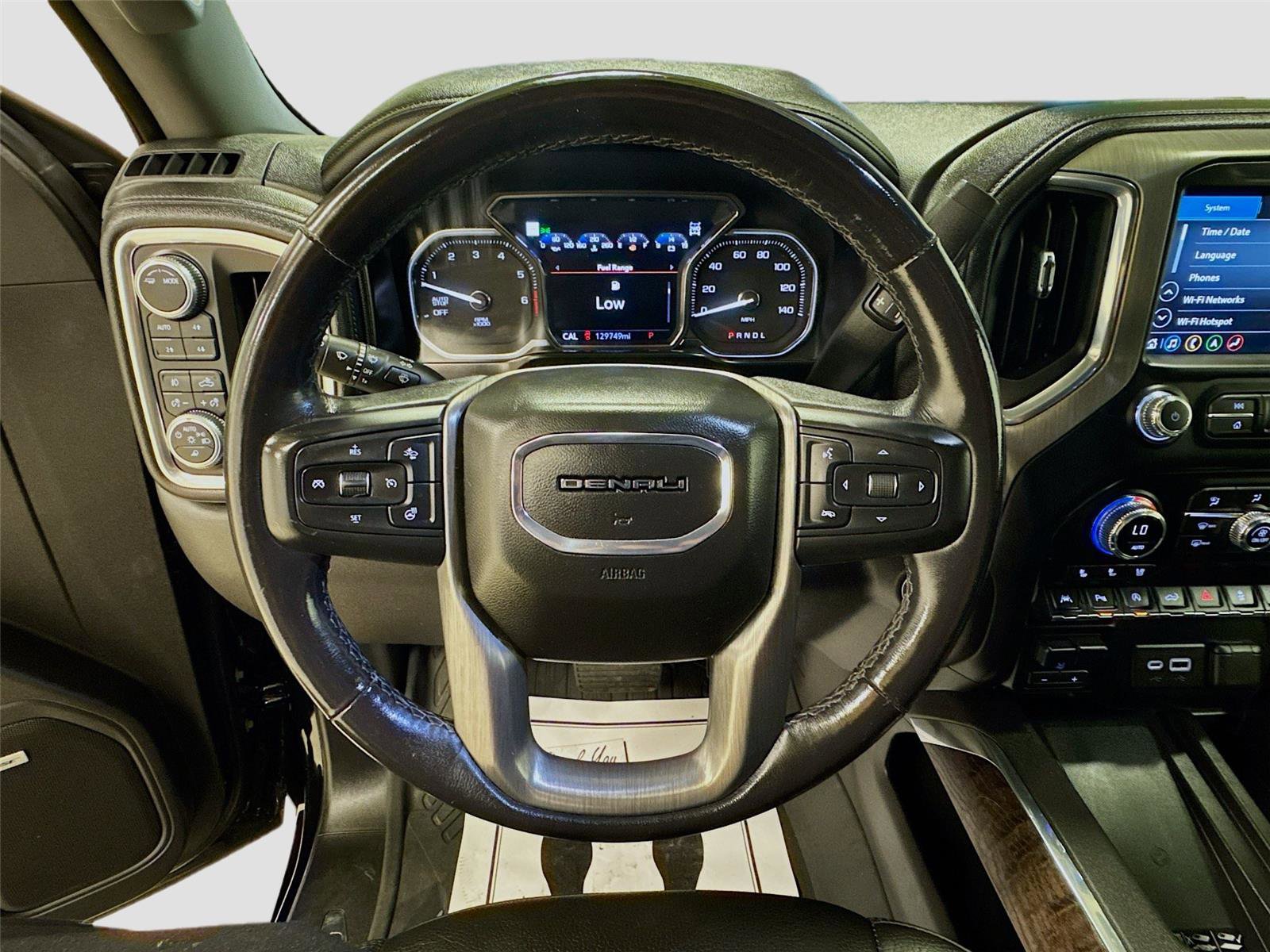Used 2020 GMC Sierra 1500 Denali w/ Denali Ultimate Package AWD/4WD image 11