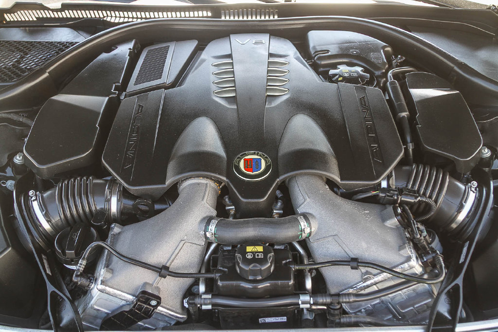 Certified 2023 BMW ALPINA B8 xDrive Gran Coupe AWD/4WD image 24