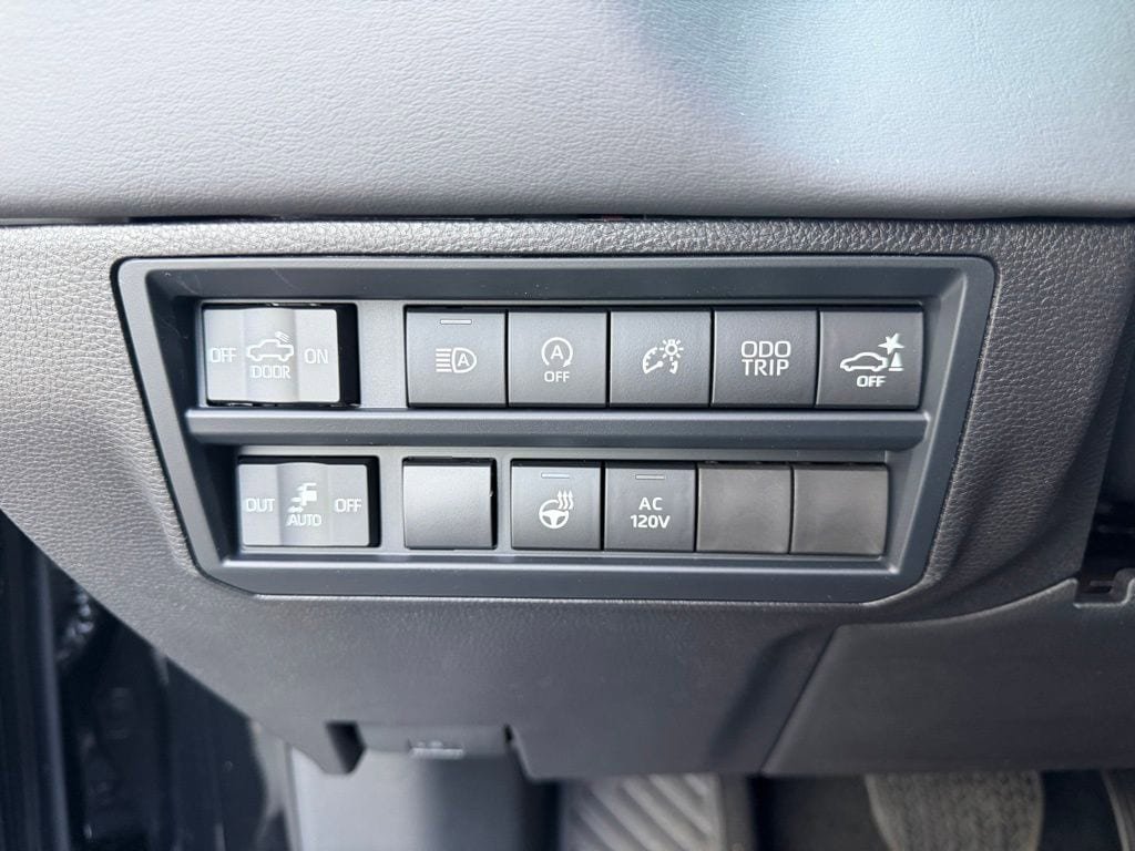 New 2026 Toyota Tundra Platinum image 17