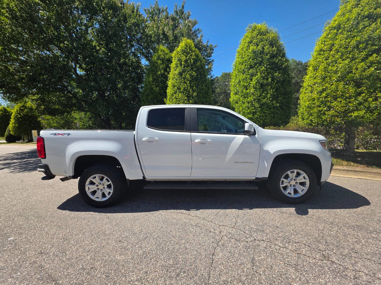 Used 2021 Chevrolet Colorado LT w/ LT Convenience Package image 7