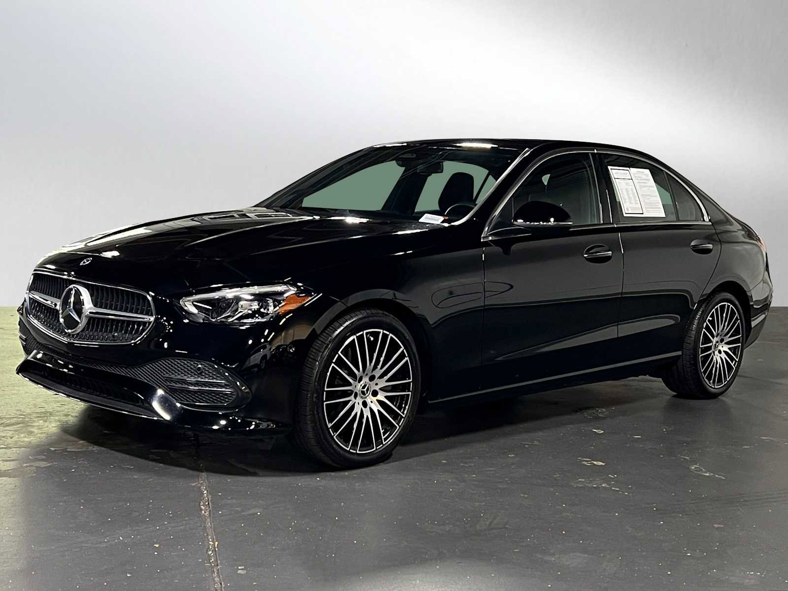 Used 2024 Mercedes-Benz C 300 4MATIC Sedan image 3