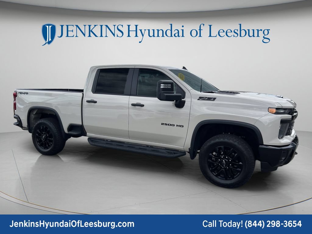 Used 2026 Chevrolet Silverado 2500 Custom w/ Custom Value Package AWD/4WD image 2