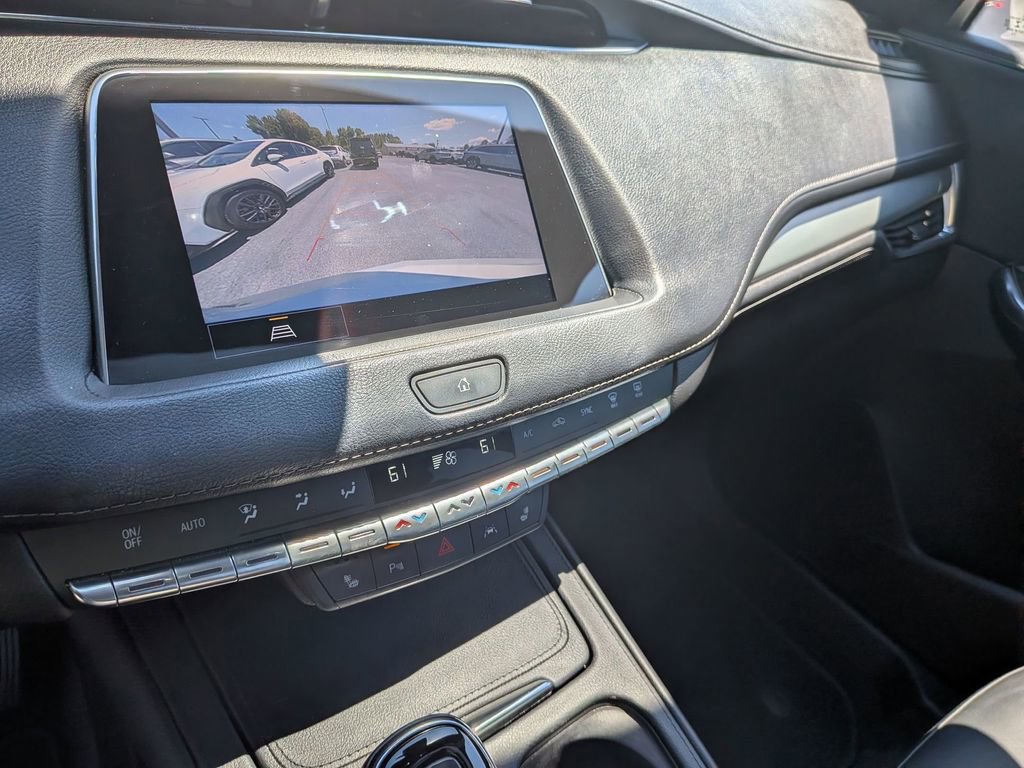 Used 2023 Cadillac XT4 Premium Luxury w/ Cold Weather Package FWD image 18
