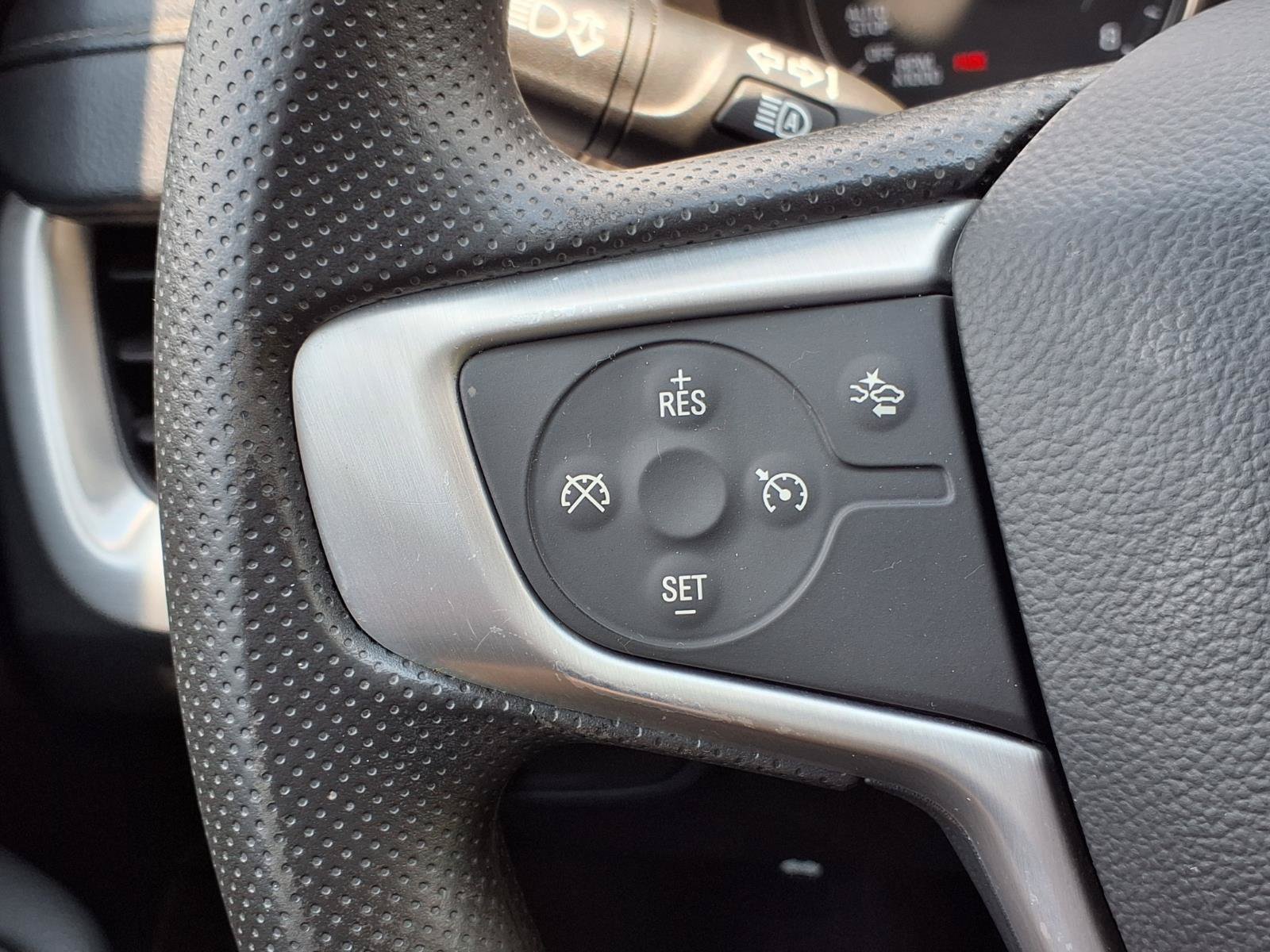 Used 2022 GMC Terrain SLE FWD image 13