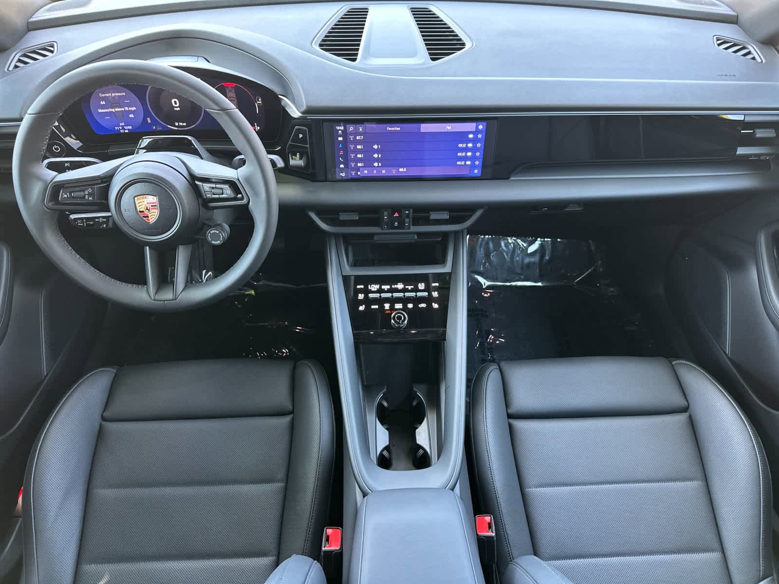 New 2026 Porsche Macan Electric RWD image 6