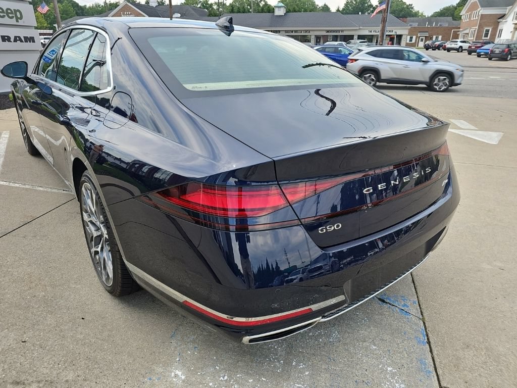 Used 2024 Genesis G90 3.5T AWD/4WD image 14