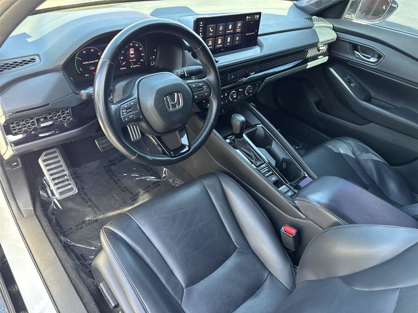 Used 2024 Honda Accord Sport image 2