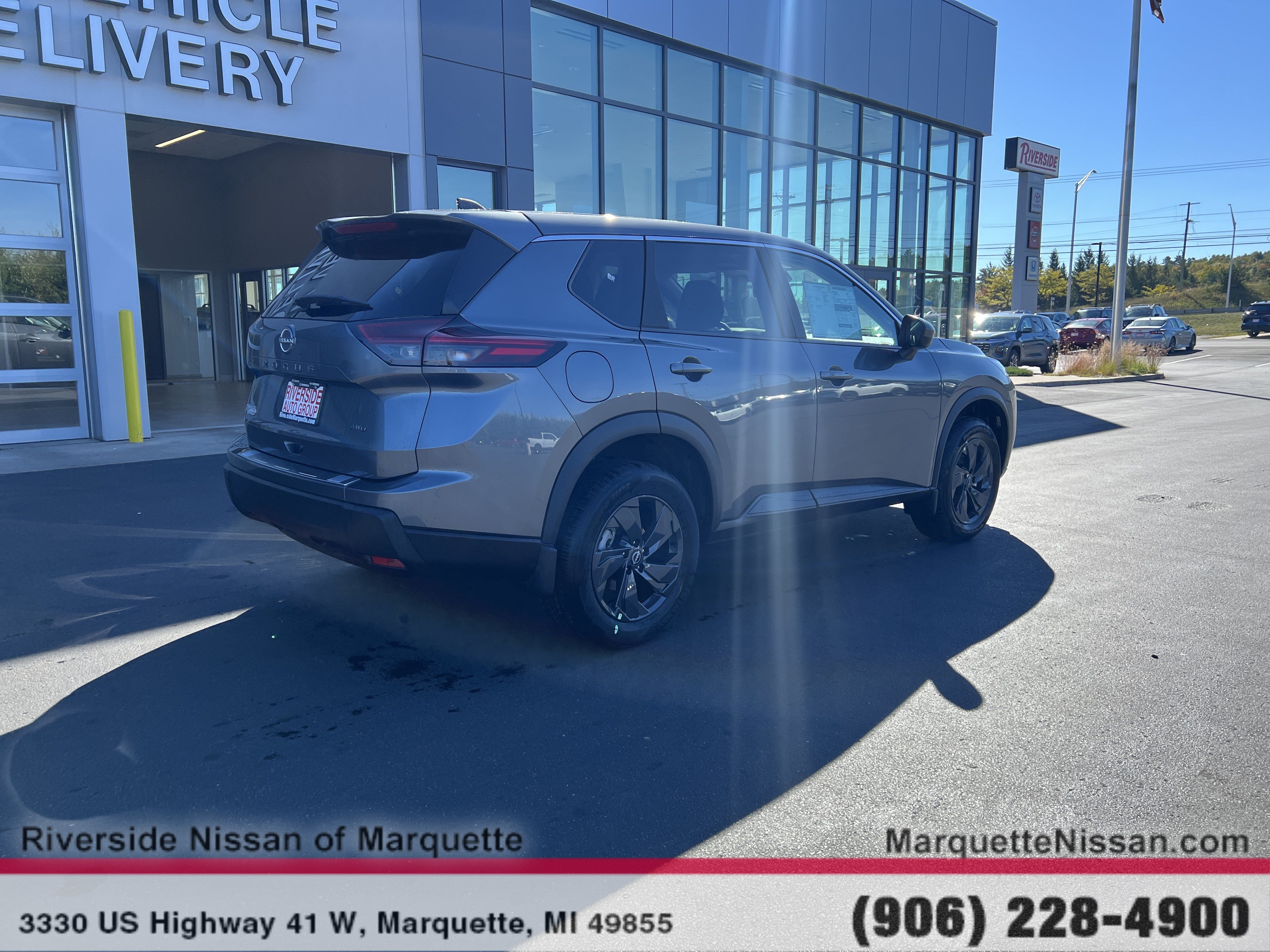 New 2027 Nissan Rogue SV AWD/4WD image 9