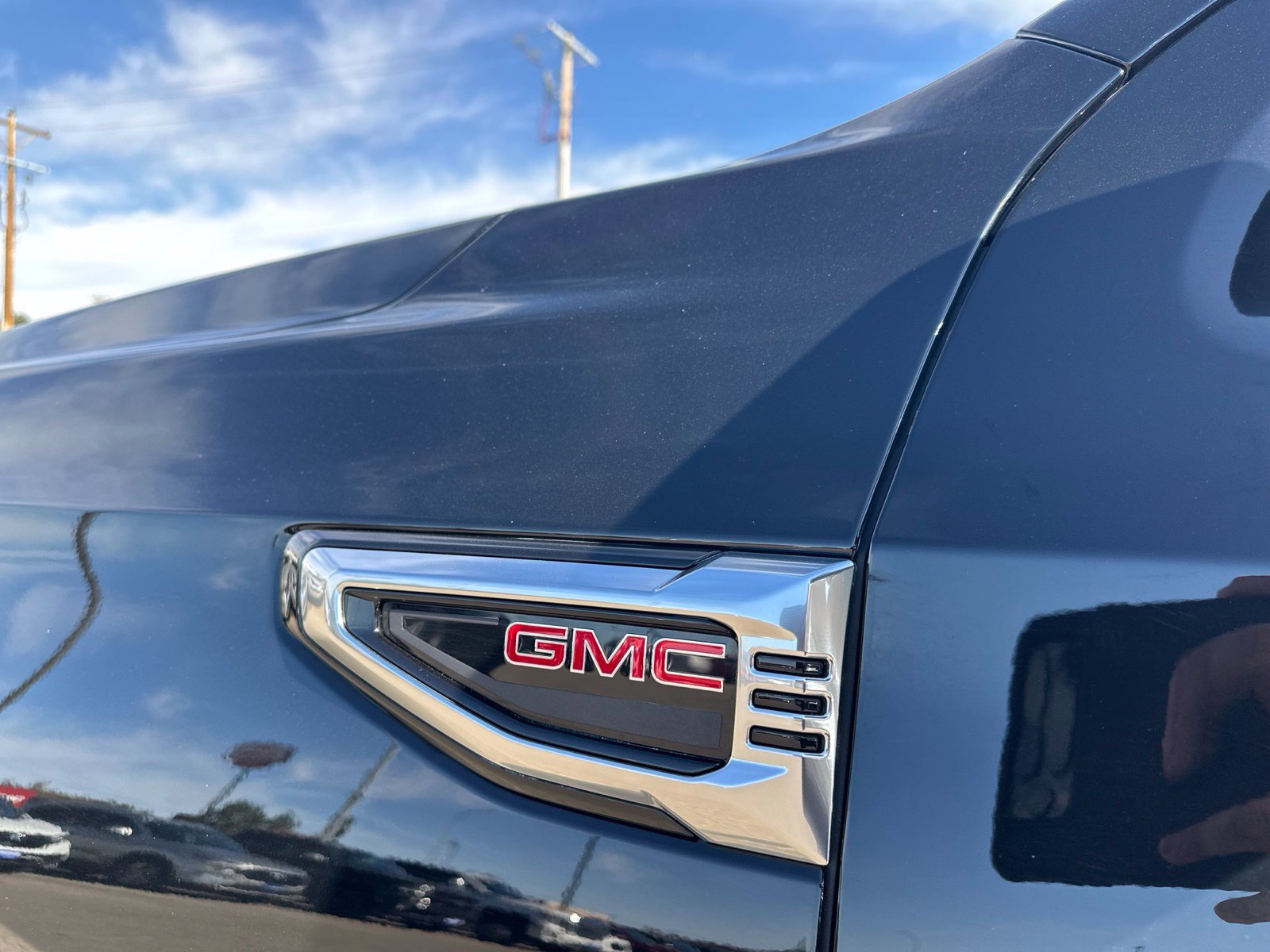 Used 2026 GMC Yukon Denali w/ Sun & Power Step Package AWD/4WD image 13
