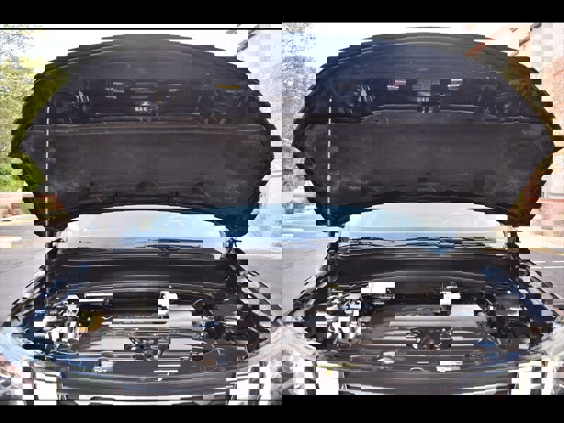 Used 2018 Nissan Pathfinder SV image 40