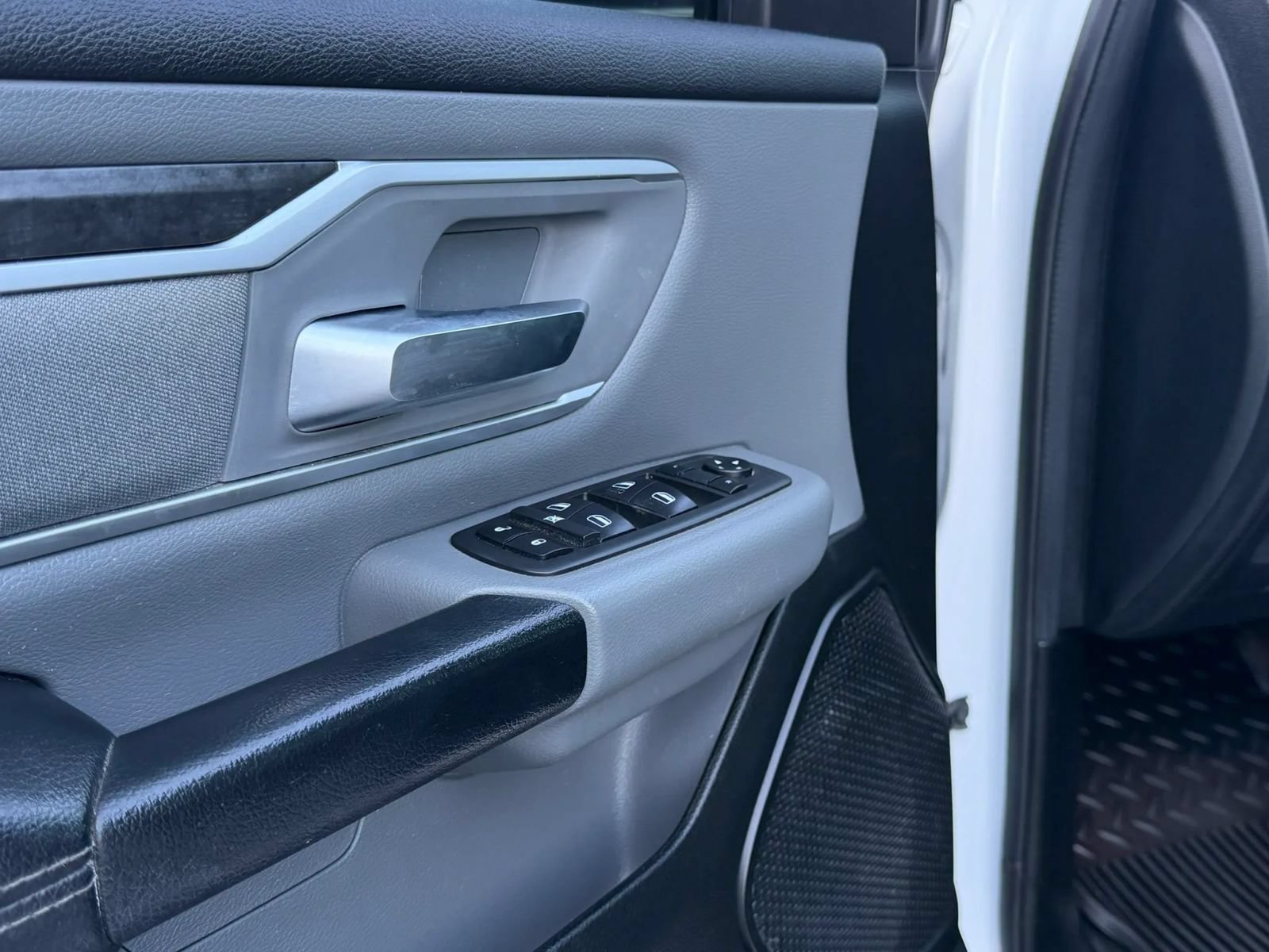 Used 2020 RAM 1500 Big Horn RWD image 40