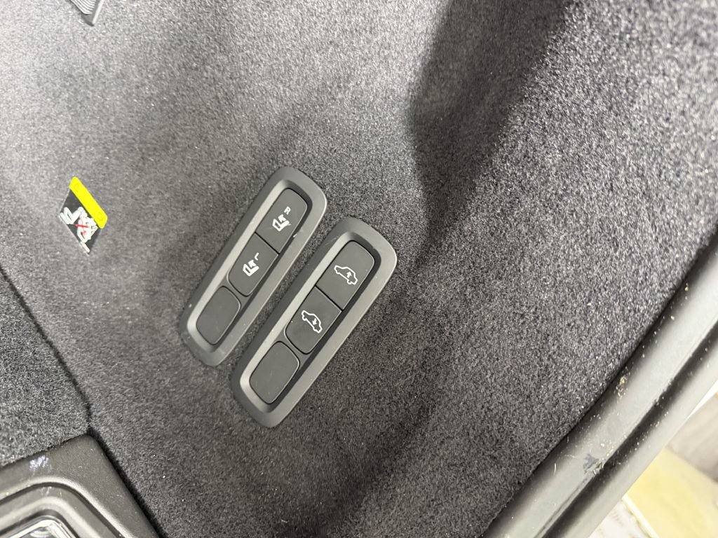 Used 2019 Volvo XC60 T6 Inscription AWD/4WD image 11