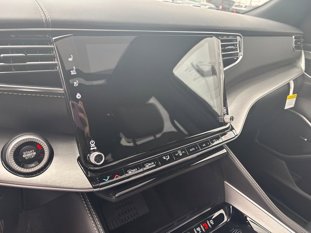 New 2026 Jeep Grand Wagoneer L Limited image 28