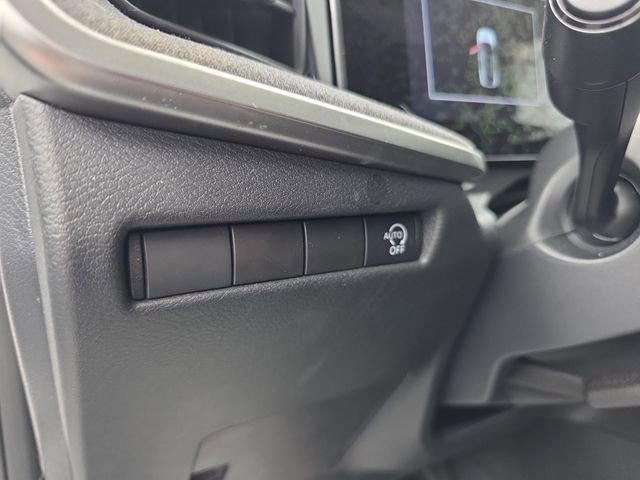 Used 2025 Nissan Kicks SV image 38