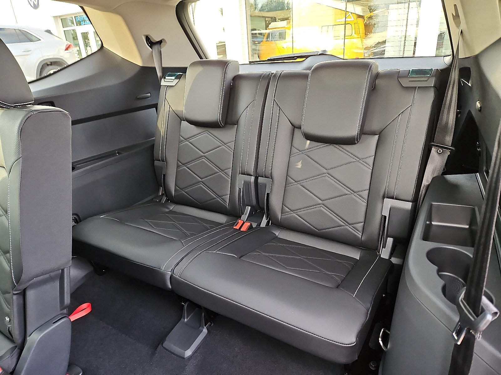 New 2026 Volkswagen Atlas SE image 10