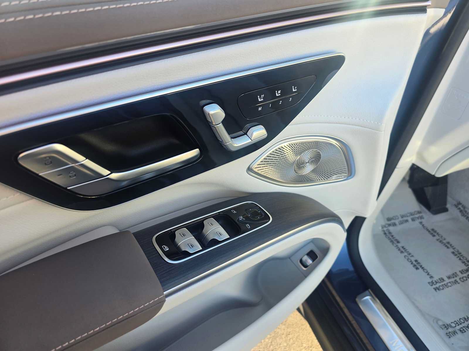 New 2027 Mercedes-Benz EQS 400 4MATIC SUV image 21