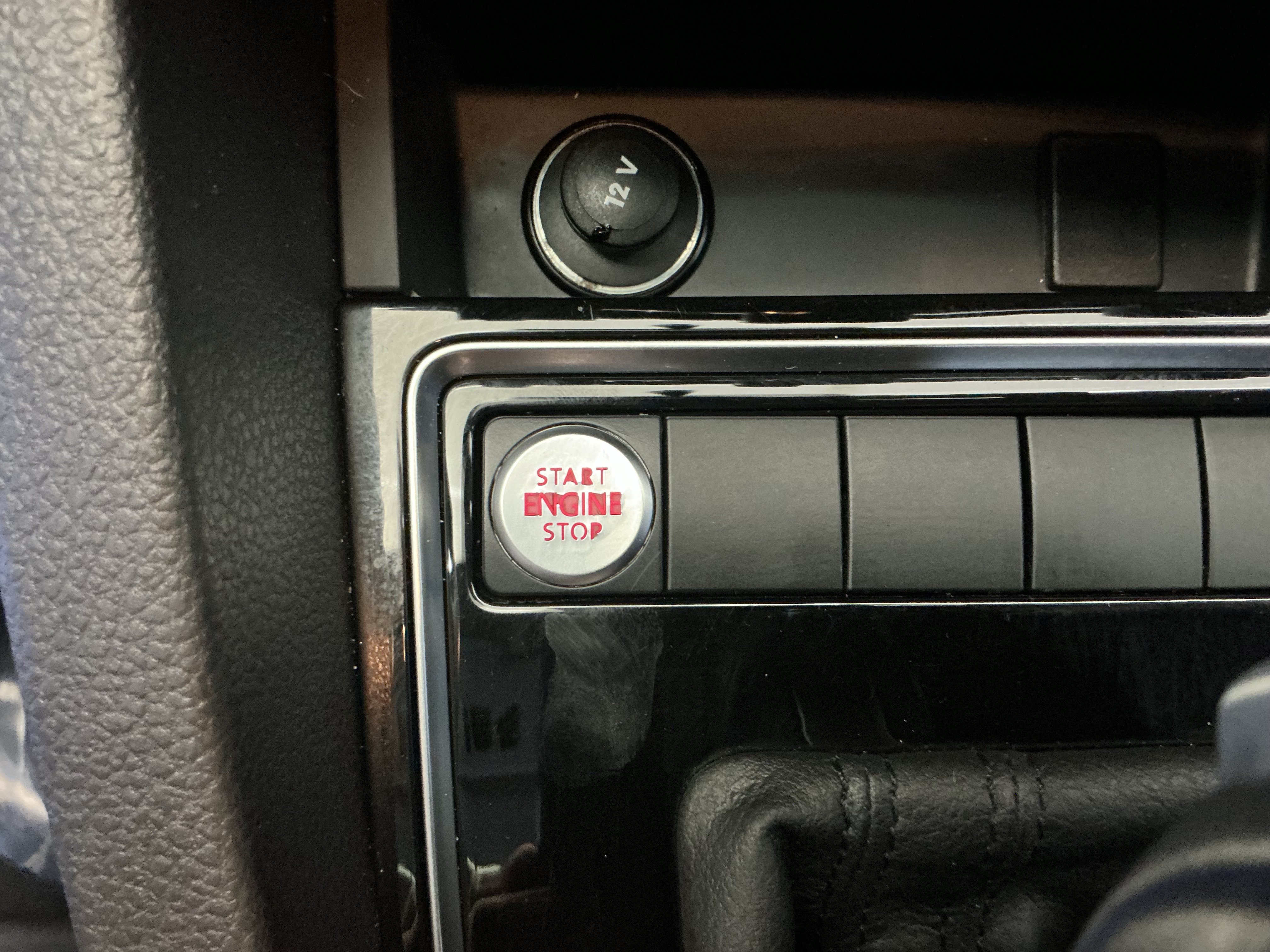 Used 2015 Volkswagen Jetta TDI SEL FWD image 18