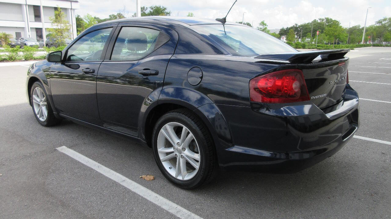 Used 2013 Dodge Avenger SXT w/ Rallye Appearance Group FWD image 3