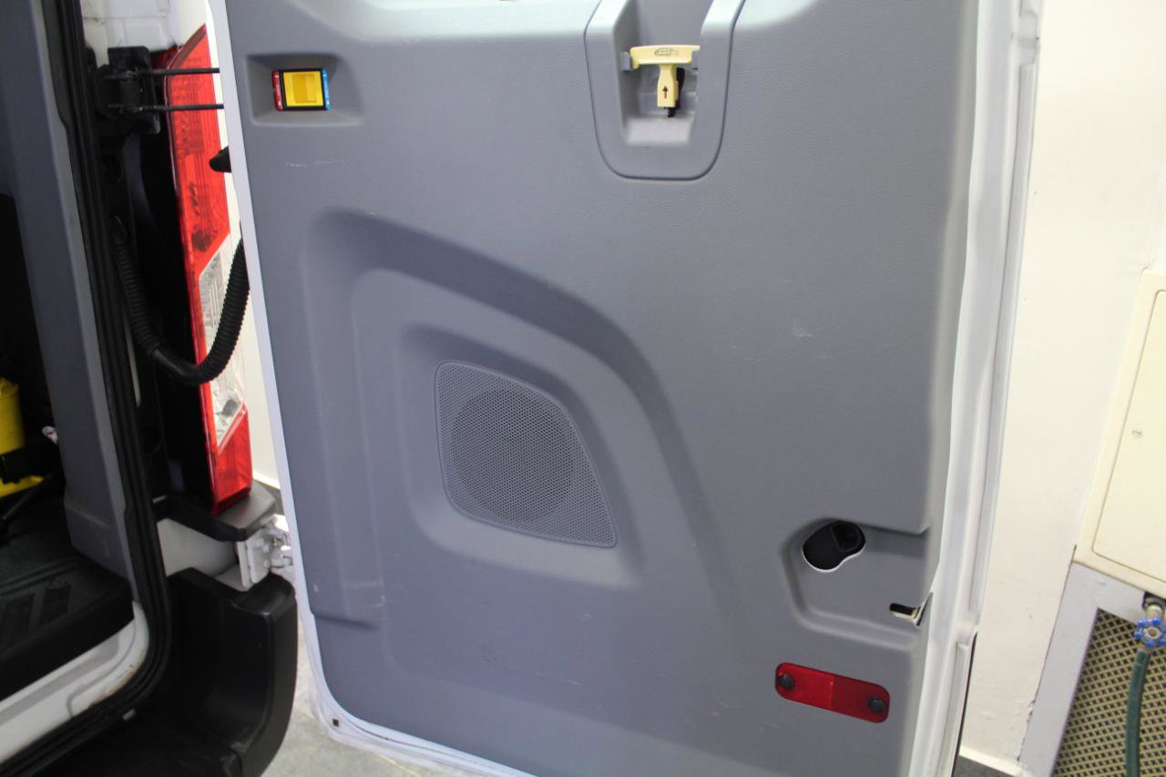 Used 2016 Ford Transit 350 XL RWD image 32