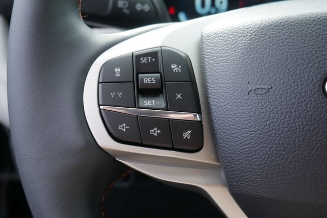 New 2026 Ford Explorer Active w/ Active Comfort Package AWD/4WD image 18