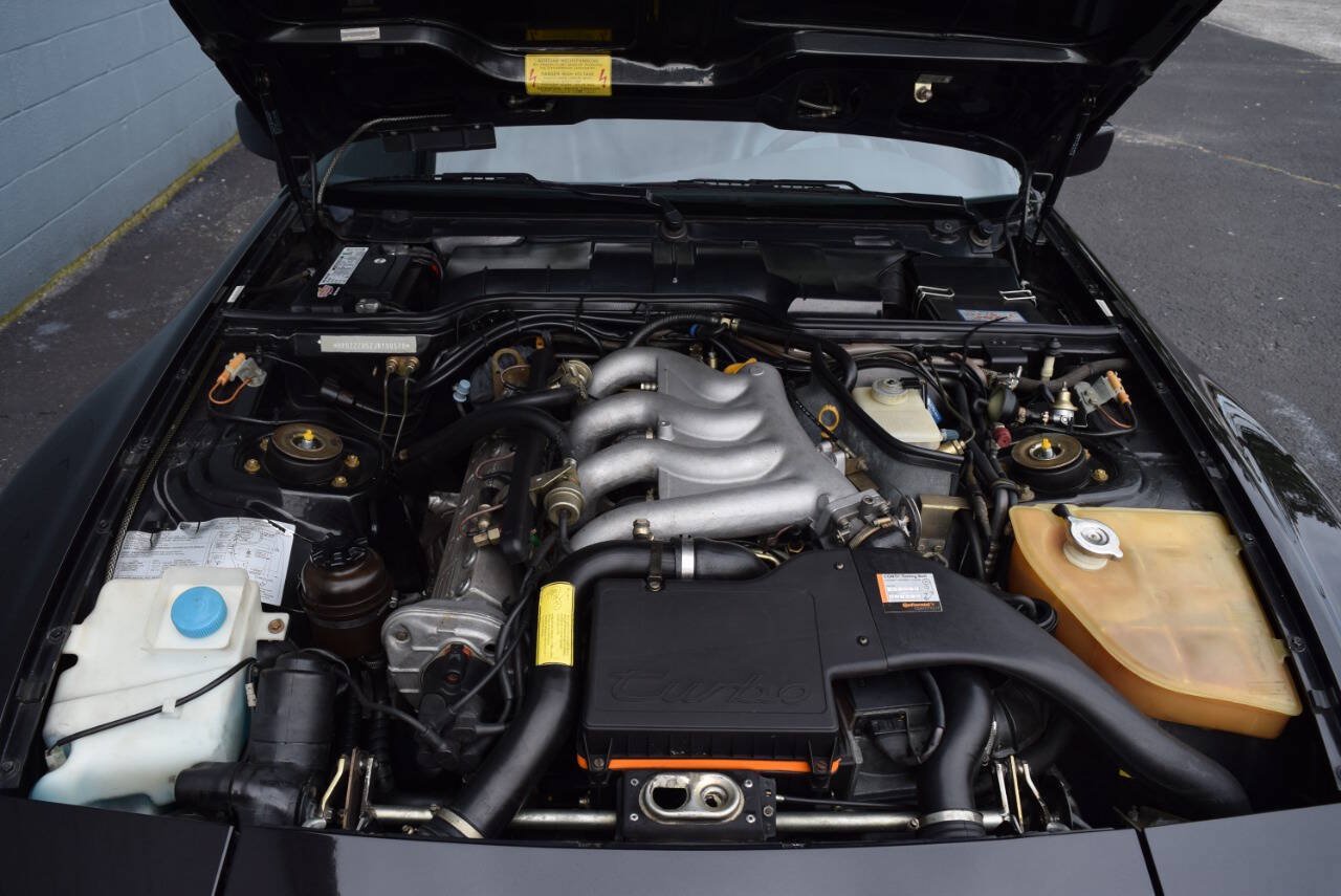 Used 1988 Porsche 944 Turbo Coupe RWD image 28