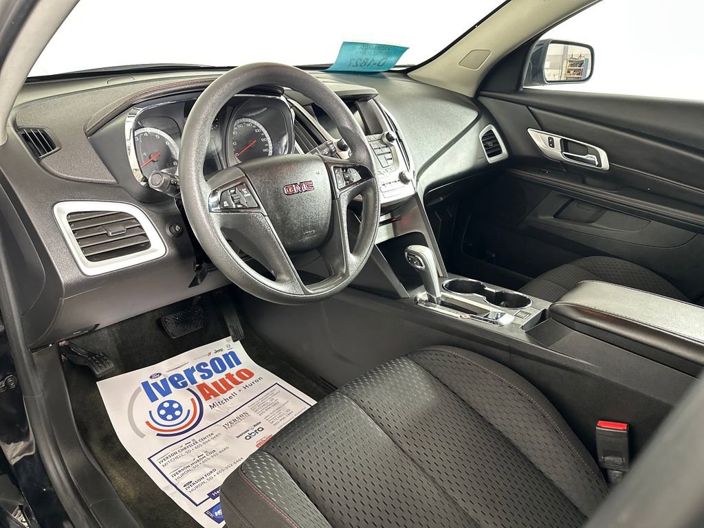 Used 2015 GMC Terrain SLE FWD image 17