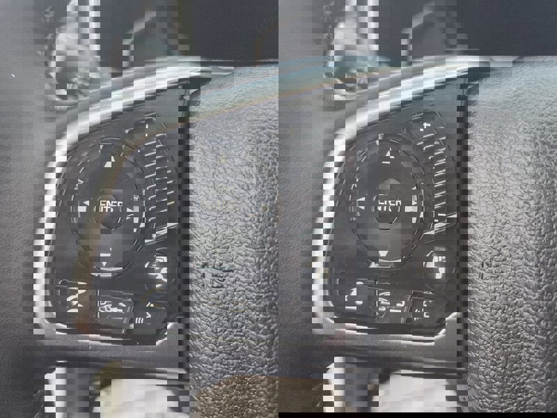 Used 2018 Honda CR-V Touring image 24