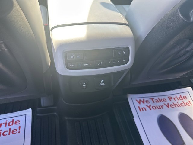 Used 2023 Hyundai Palisade SEL w/ Cargo Package image 15