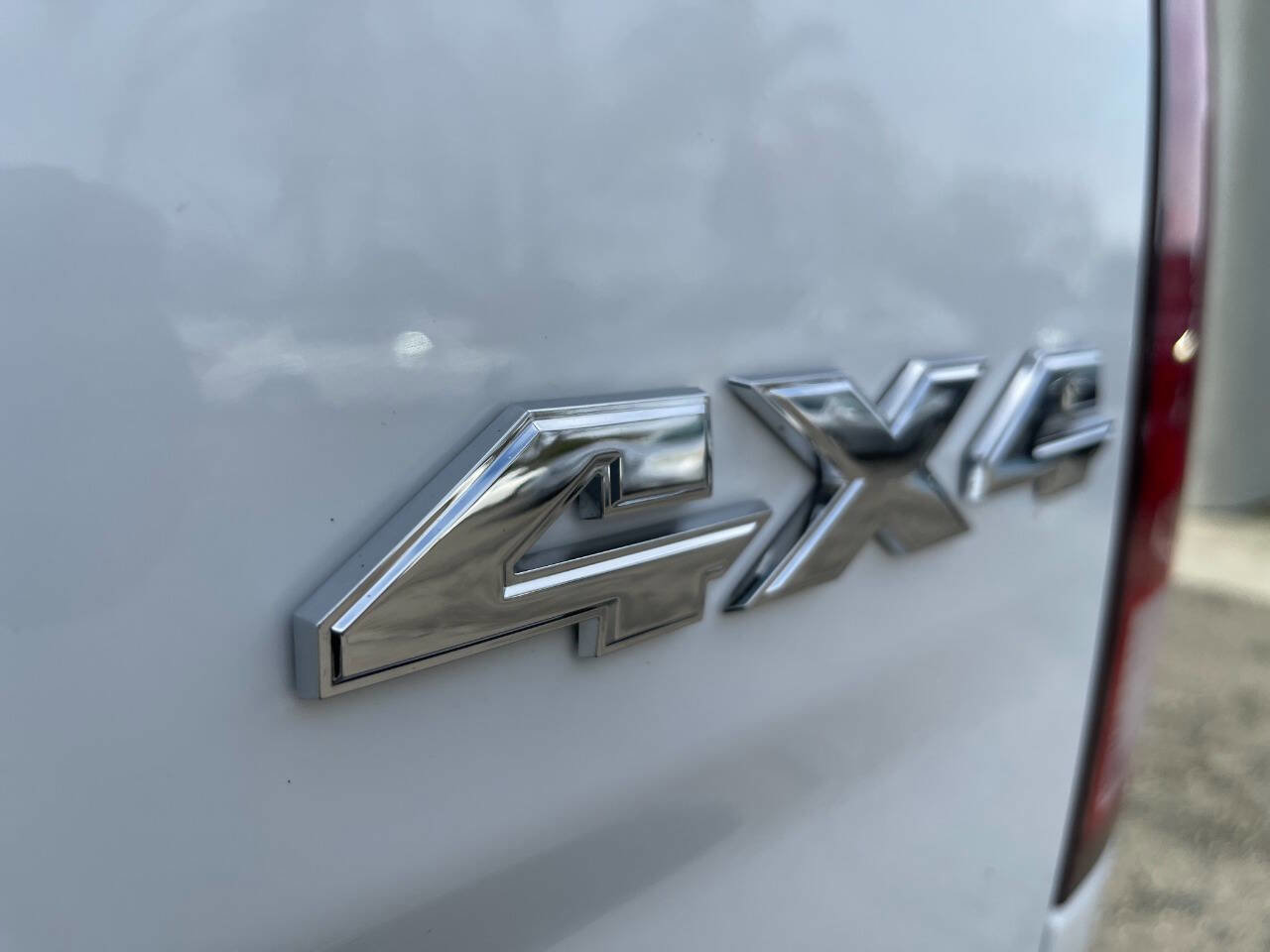 Used 2015 RAM 2500 Tradesman w/ Chrome Appearance Group image 46