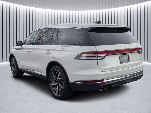 Used 2025 Lincoln Aviator Reserve w/ Equipment Group 201A image 7