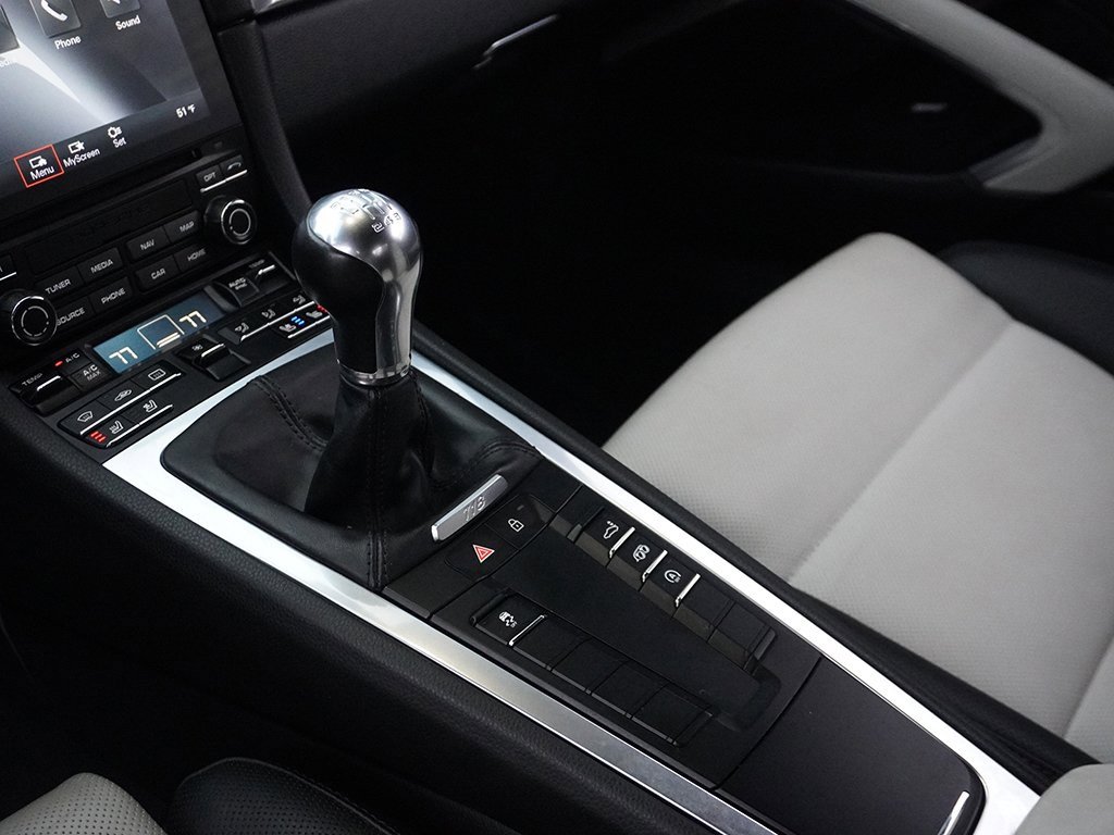 Used 2019 Porsche 718 Cayman S image 54