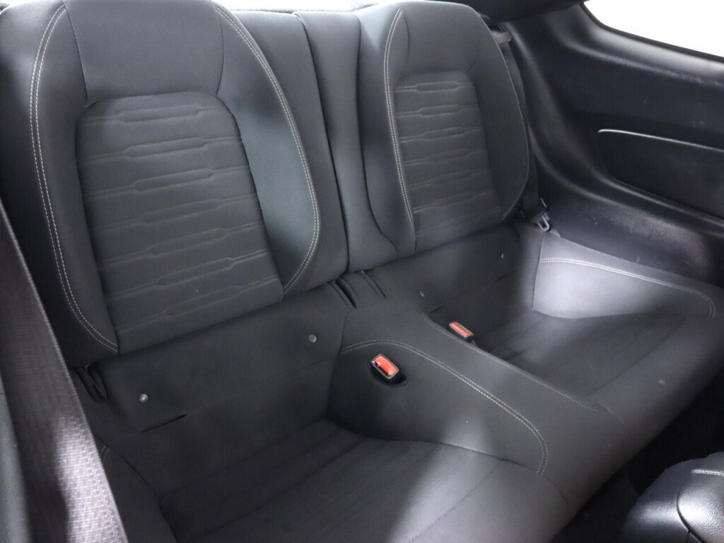 Used 2016 Ford Mustang Coupe image 37