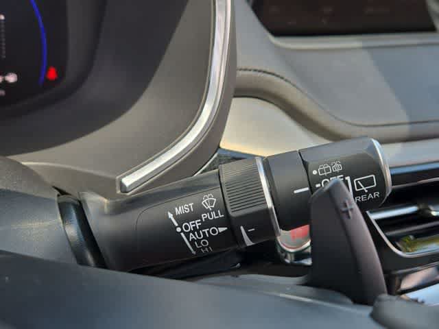 Certified 2024 Acura MDX SH-AWD w/ Technology Package image 25