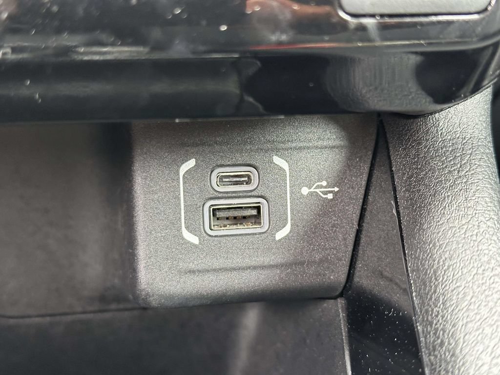 Used 2022 Jeep Compass Limited AWD/4WD image 25