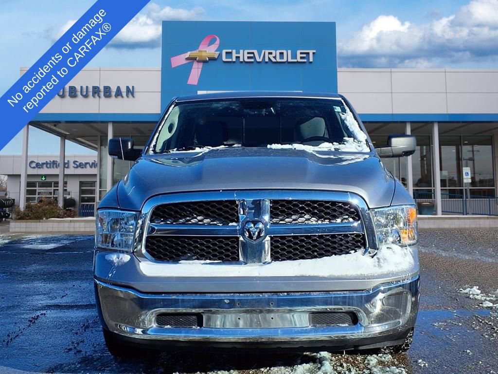 Used 2020 RAM 1500 Classic SLT w/ Luxury Group image 2
