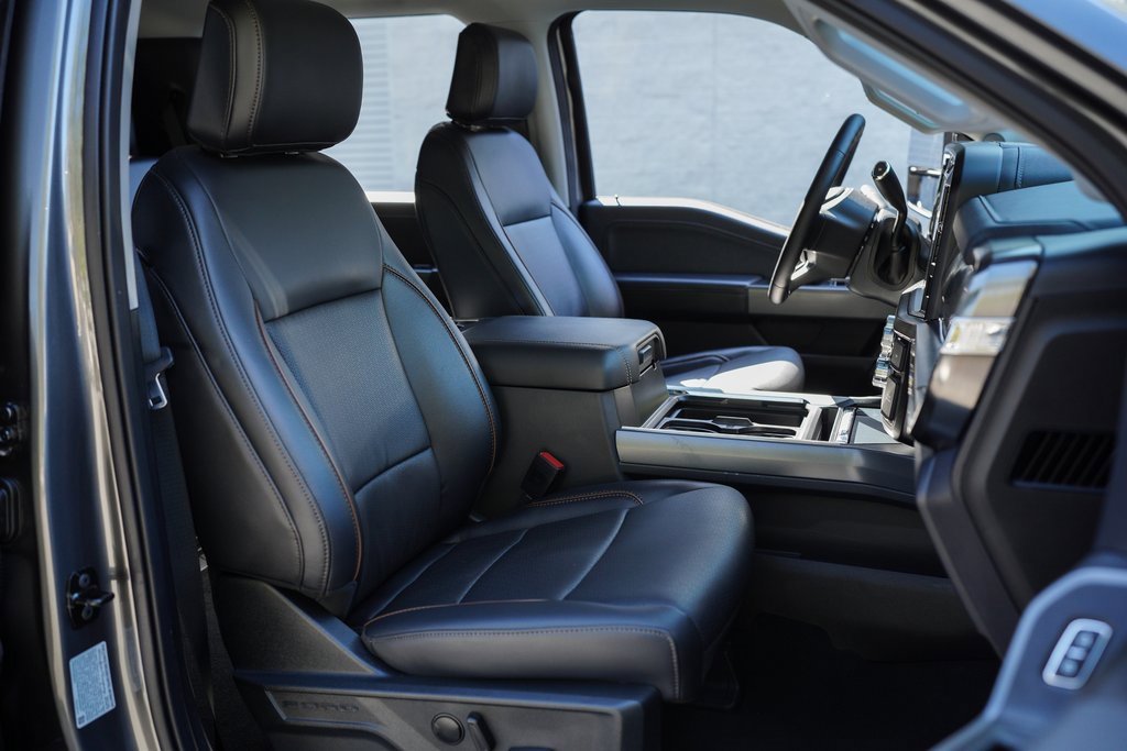 Used 2025 Ford F350 Lariat image 25