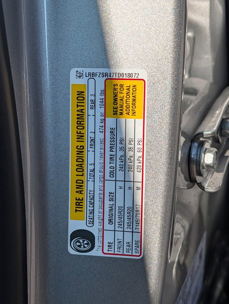 New 2026 Buick Envision Avenir image 16