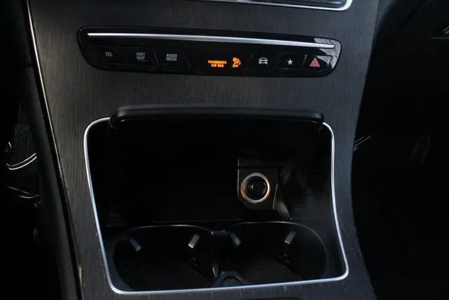 Used 2021 Mercedes-Benz GLC 300 4MATIC image 36