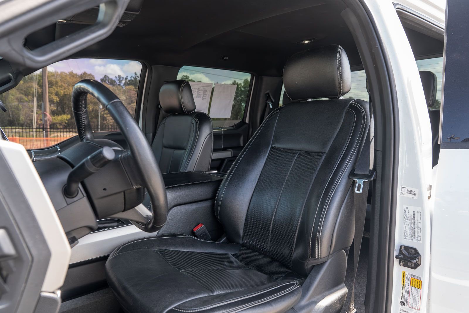 Used 2020 Ford F150 Lariat AWD/4WD image 19